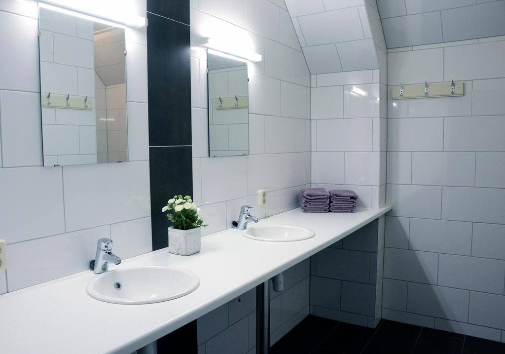 Appartementen Verhuur De Trijehoek Stiens 외부 사진