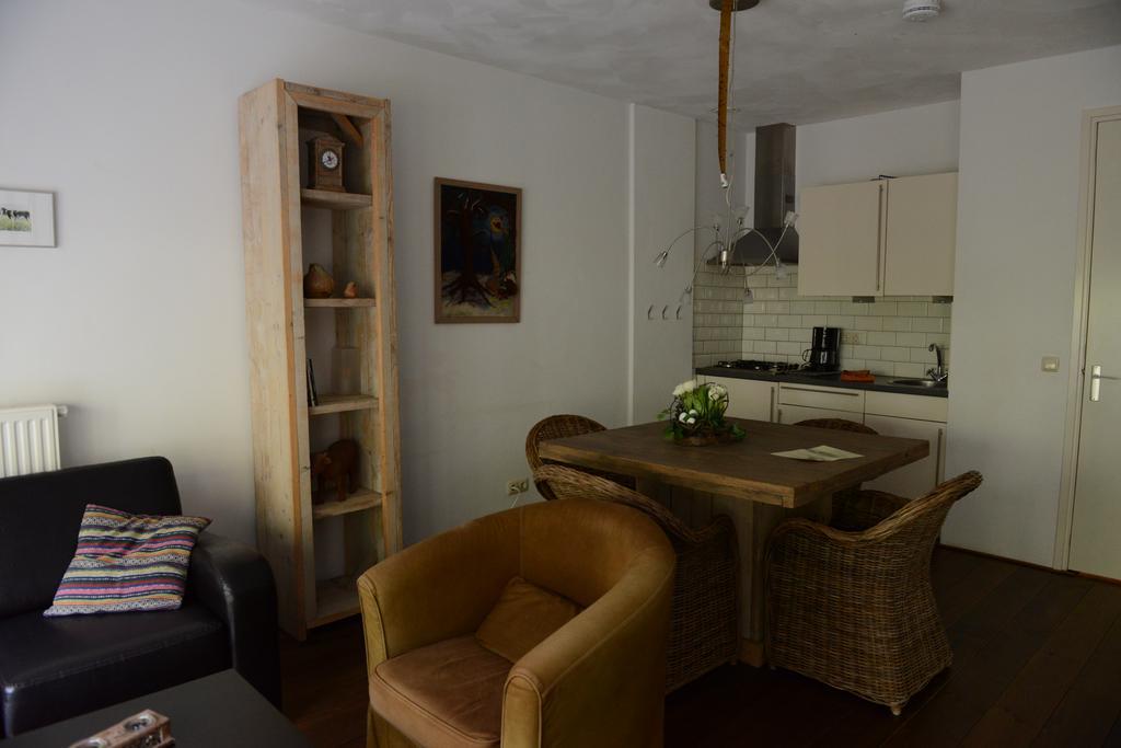 Appartementen Verhuur De Trijehoek Stiens 외부 사진